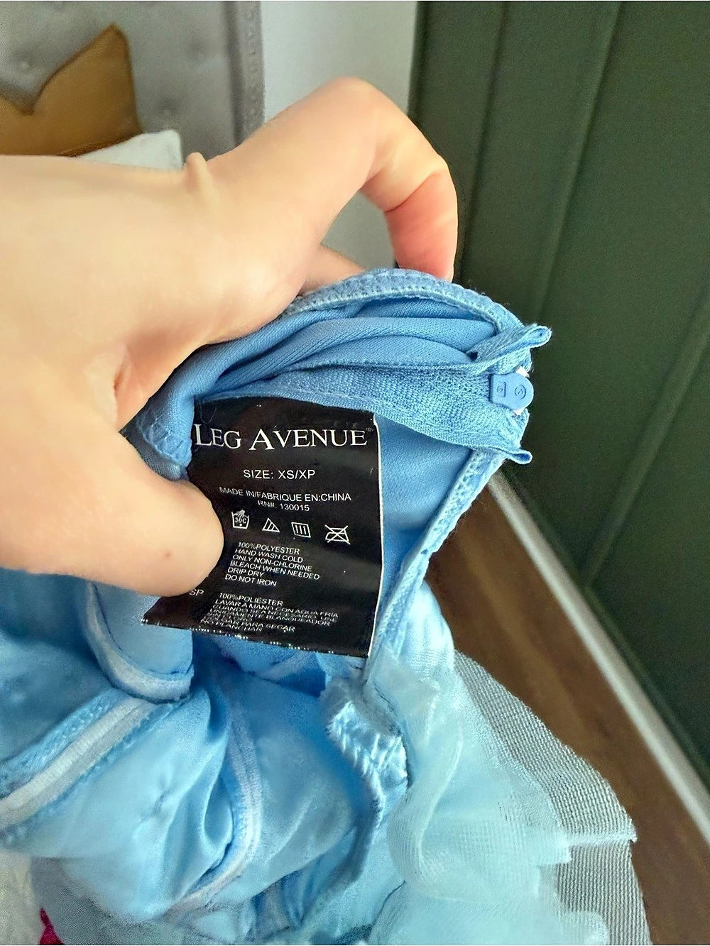 Leg Avenue Cinderella Costume Size XS/XS-P - Picture 5 of 5